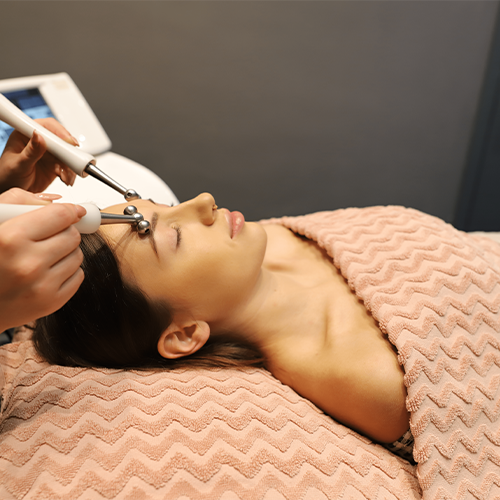 CACI Signature Non-Surgical Facial Toning with S.P.E.D Microcurrent